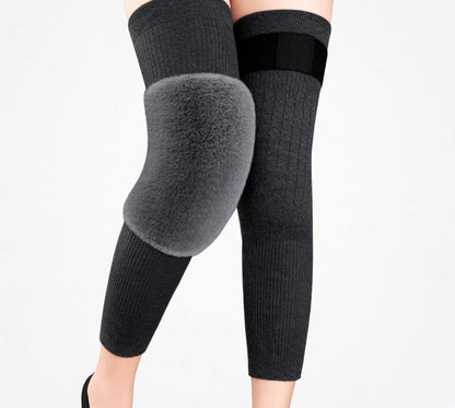 🧦❄️ Warm Knee-High Socks for Cold Winter Days