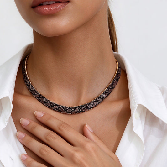 🐍✨ Collana con stampa serpente – Un tocco audace ed elegante per il tuo look! 💖🔥