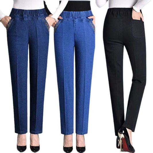 Jean pour femme avec poches latérales et taille élastiquée.