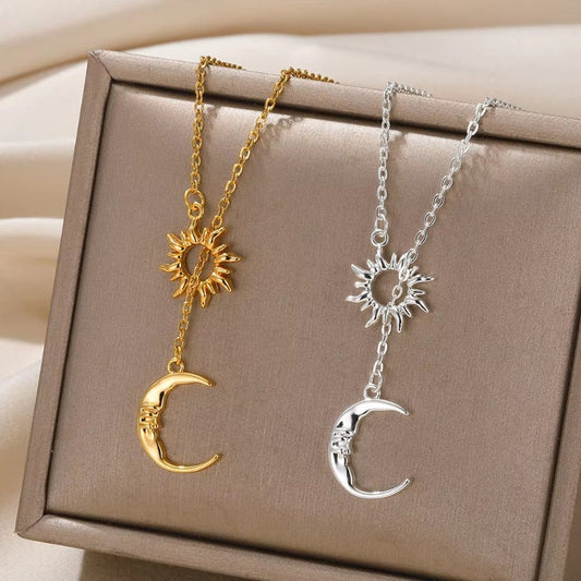 ☀️🌙 Sun & Moon Necklace – Elegant Women’s Necklace